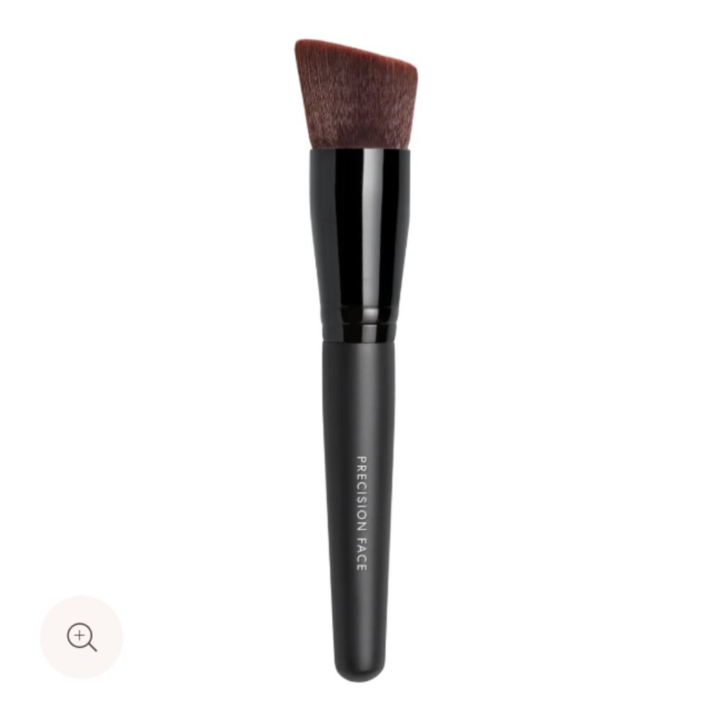 bareMinerals Precision Face Brush | NEW PRODUCT